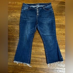 High Rise Distressed Denim - RUE21 ankle length
